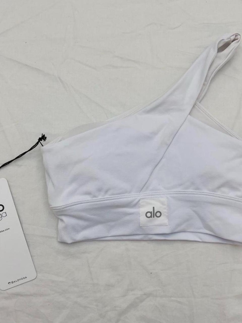 NWOT Alo Yoga White Diagonal Flex One Shoulder Sports Bra XS - Picture 3 of 7